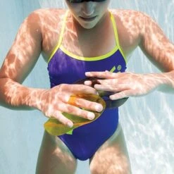 FINIS Iso Paddles -Best Swimming Equipment finis iso paddles 1