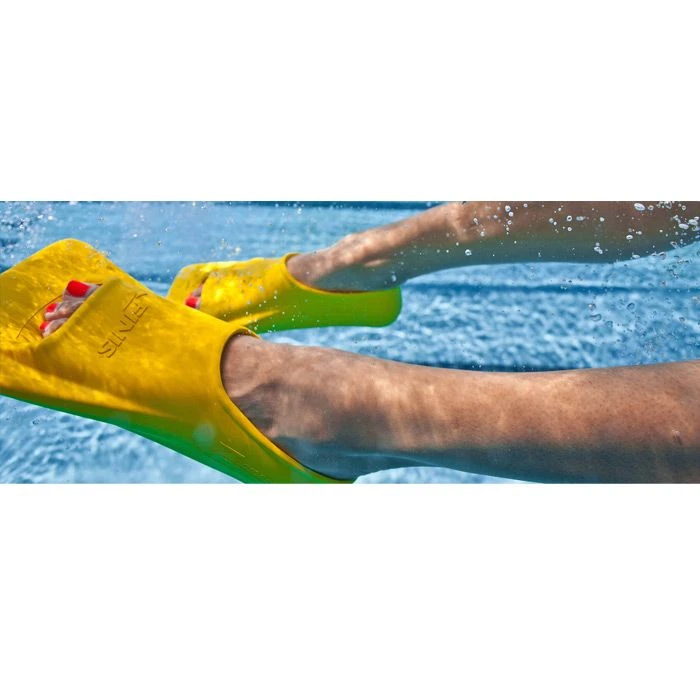 FINIS Zoomers Gold Training Fins 4 FINIS Zoomers Gold Training Fins - Image 2