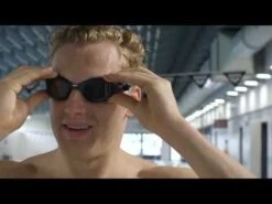 Arena The One Junior Goggles - Tinted 10 Arena The One Junior Goggles - Tinted -Best Swimming Equipment hqdefault 31 21