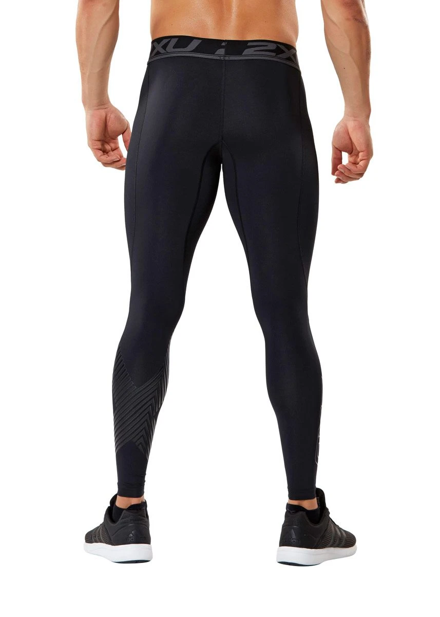 2XU Men's Accelerate Compression Tights - Black/Arrow Stripe Nero 4 2XU Men's Accelerate Compression Tights - Black/Arrow Stripe Nero - Image 2
