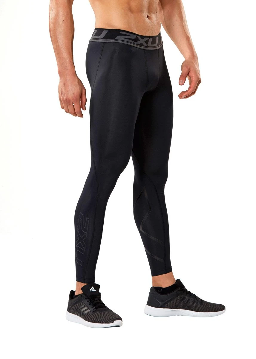 2XU Men's Accelerate Compression Tights - Black/Nero 5 2XU Men's Accelerate Compression Tights - Black/Nero - Image 3
