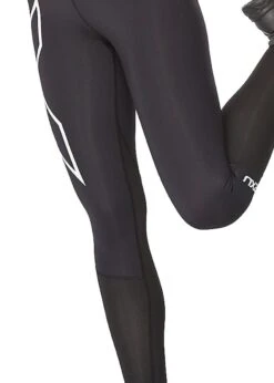 2XU Women's Aero Vent Mid-Rise Compression Tights - Black/ Silver Reflective -Best Swimming Equipment tumbnail b8c2d70b cb50 4c17 a947 f003b8c638ee